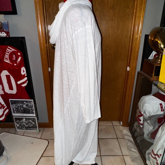 Magnolia Pearl Classic White Hoodie Dress, NWT - Picture 3 of 12